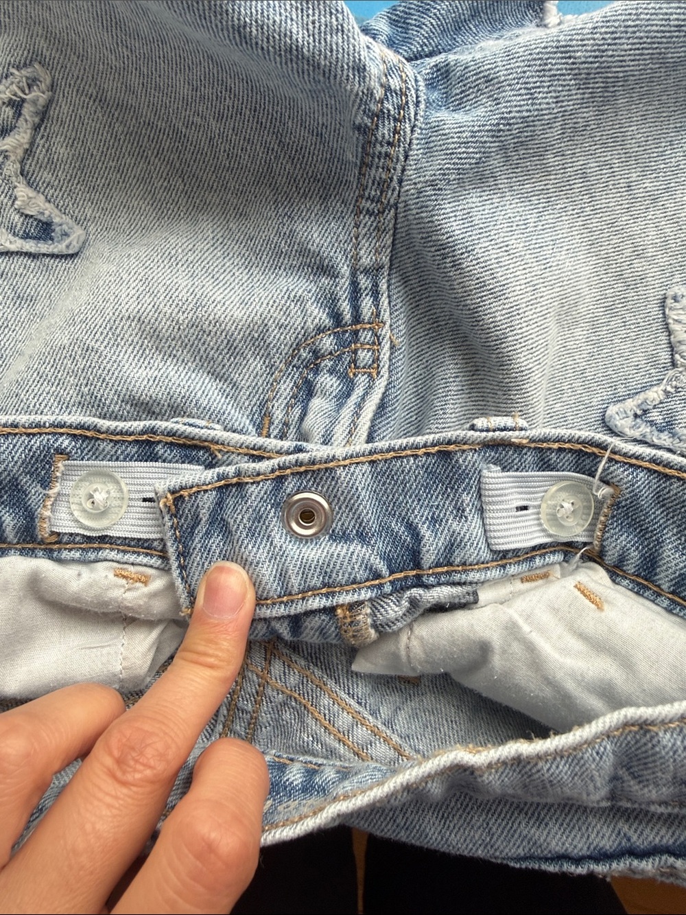 Old Navy Girls 8 Star Distressed Denim Shorts Frayed Hem Adjustable Waist - Picture 4 of 7